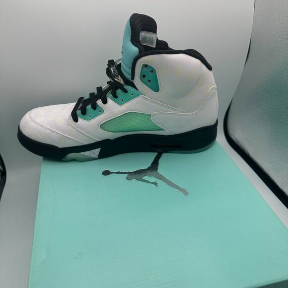 Jordan 5 Retro Island Green (2019) (size 11) - Picture 6 of 10